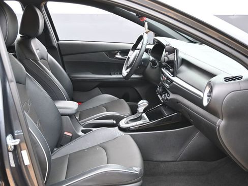 Used 2023 Kia Forte GT-Line image 47