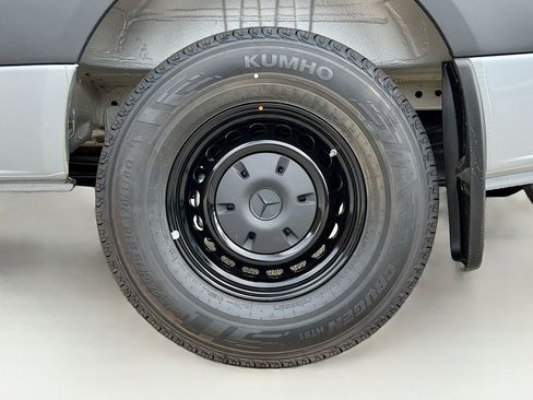 New 2025 Mercedes-Benz Sprinter 2500 image 27