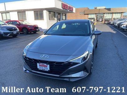 Used 2023 Hyundai Elantra SEL w/ Convenience Package