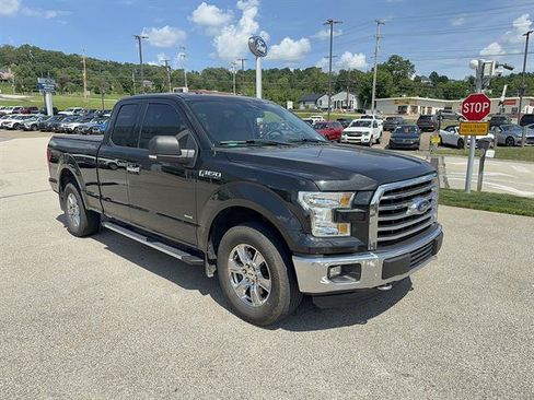 Used 2015 Ford F150 XLT w/ Equipment Group 302A Luxury AWD/4WD image 4