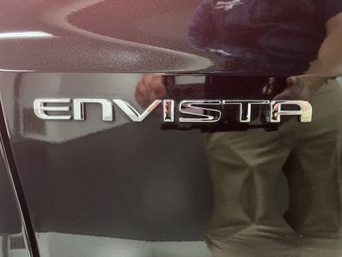 Used 2025 Buick Envista Avenir FWD image 32