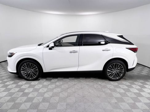 Used 2024 Lexus RX 450h AWD w/ Luxury Package image 4