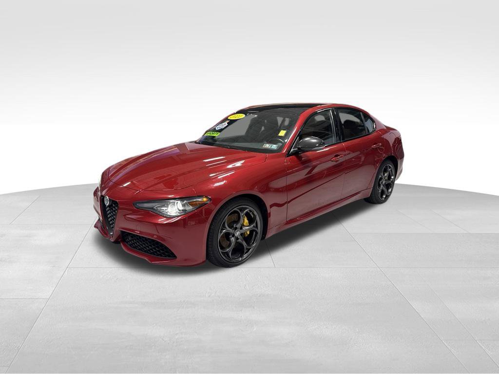 Used 2021 Alfa Romeo Giulia Ti Sport AWD/4WD image 2