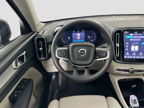 New 2026 Volvo XC40 B4 Plus w/ Protection Package Premier FWD image 21