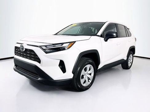 Used 2025 Toyota RAV4 LE image 3