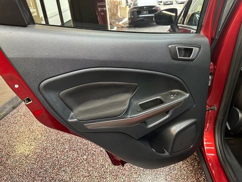 Used 2019 Ford EcoSport SE w/ SE Convenience Package image 19