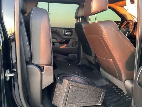 Used 2018 Chevrolet Silverado 1500 LTZ Z71 w/ LTZ Plus Package image 16