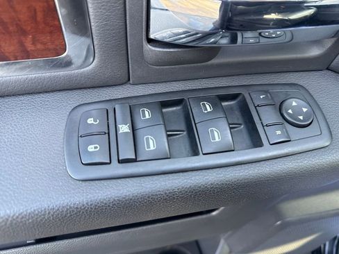 Used 2011 RAM 1500 Laramie image 15