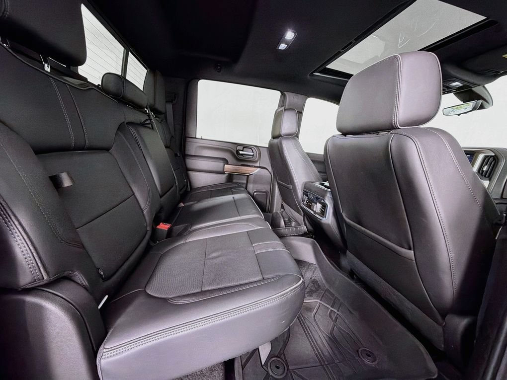 Used 2023 Chevrolet Silverado 2500 High Country w/ LPO, Dark Essentials Package AWD/4WD image 30