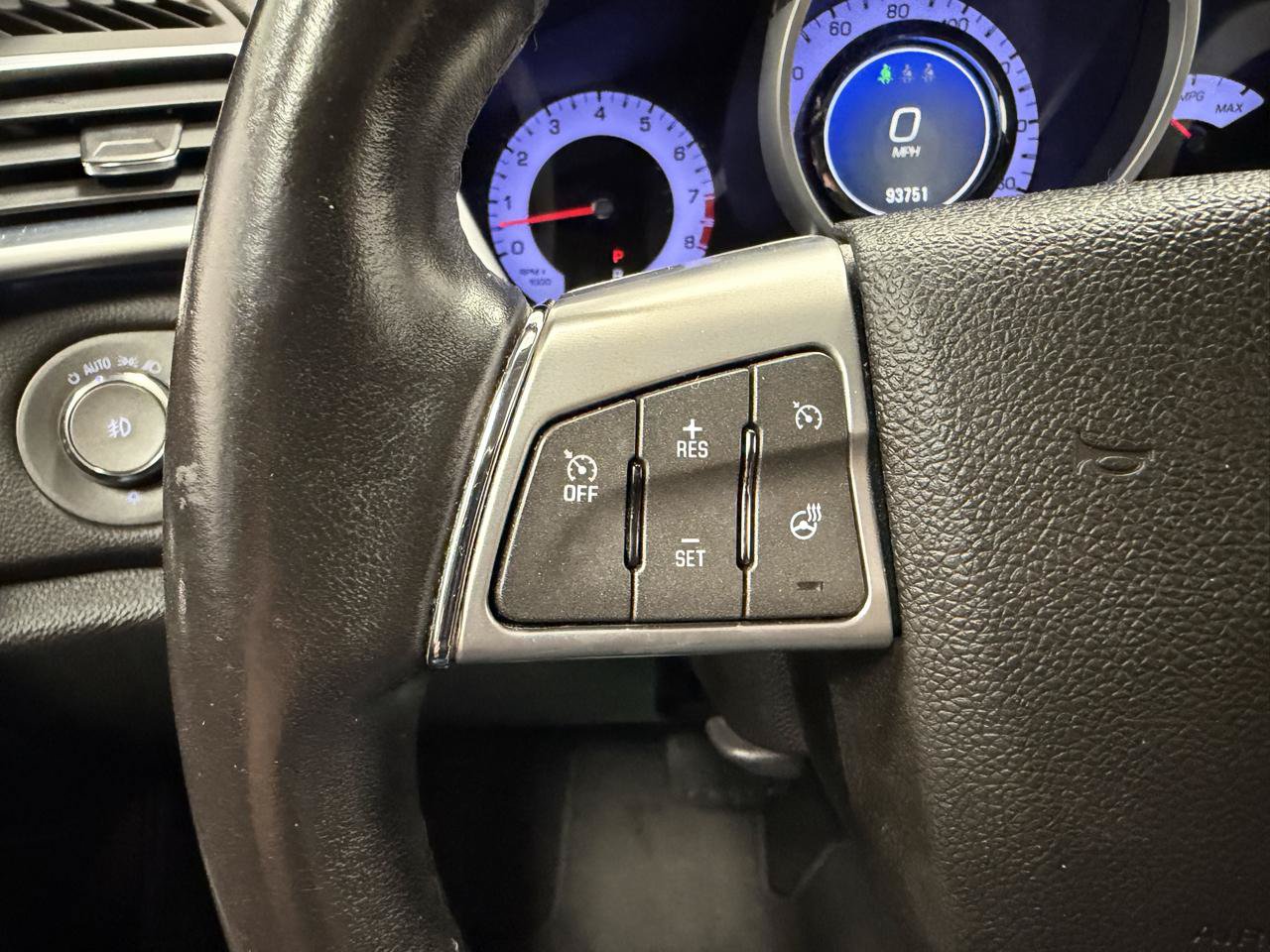 Used 2012 Cadillac SRX Premium FWD image 24