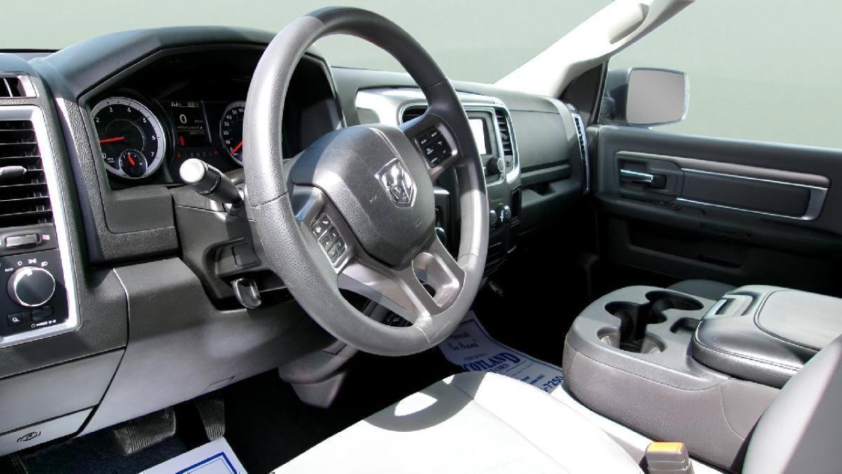 Used 2024 RAM 1500 Classic SLT AWD/4WD image 12
