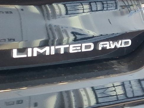 Used 2020 Toyota Highlander Limited image 35