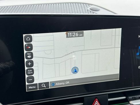 New 2025 Hyundai Elantra SEL image 16