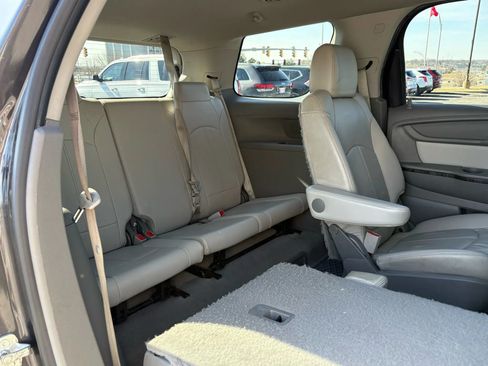 Used 2016 GMC Acadia SLT image 20