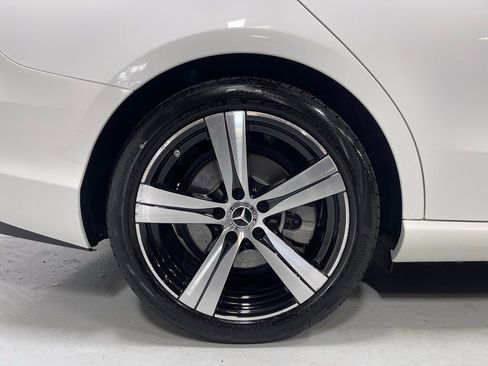 Used 2025 Mercedes-Benz C 300 4MATIC Sedan image 15