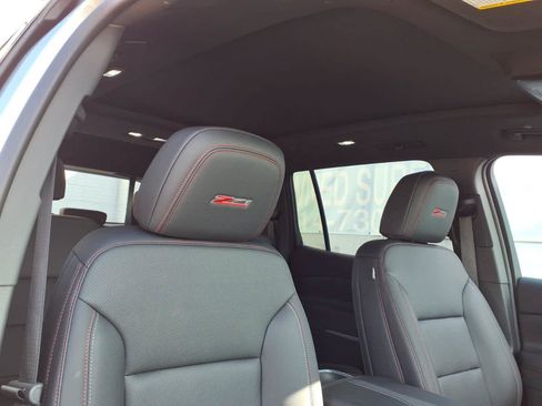 Used 2026 Chevrolet Traverse Z71 w/ LPO, Floor Liner Package AWD/4WD image 23