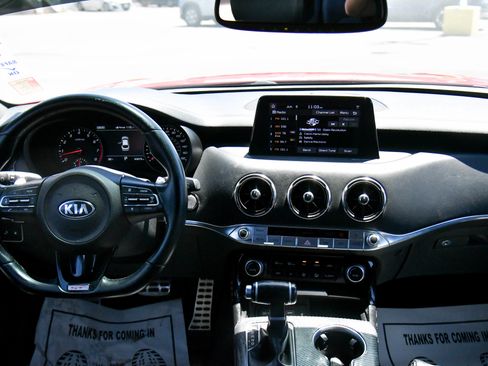 Used 2019 Kia Stinger GT1 RWD image 41