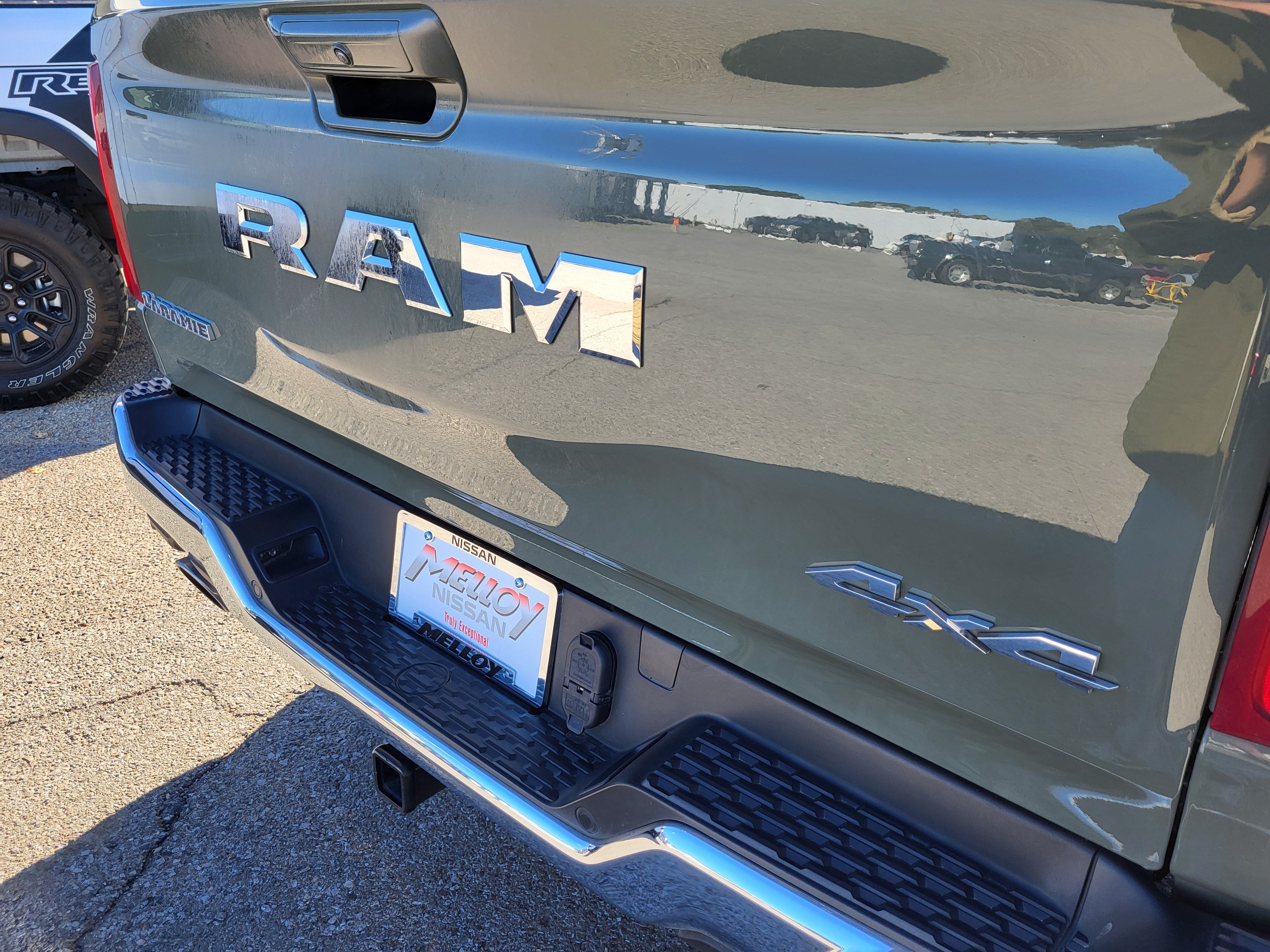 Used 2026 RAM 1500 Laramie AWD/4WD image 11