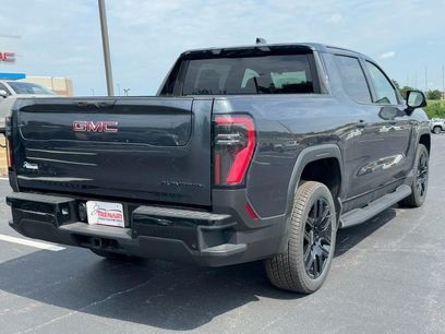 New 2026 GMC Sierra EV Elevation w/ LPO, Elevation Dark Package
