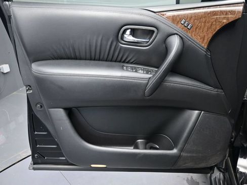 Used 2016 INFINITI QX80 4WD w/ Driver's Assistance Package image 31