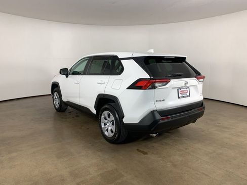 Used 2024 Toyota RAV4 LE AWD/4WD image 14