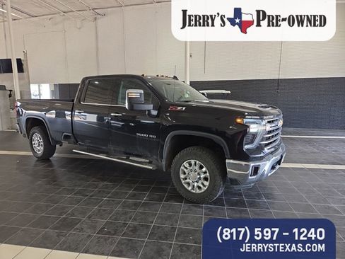 Used 2024 Chevrolet Silverado 3500 LTZ w/ LTZ Plus Package AWD/4WD image 2