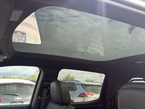 Used 2024 GMC Sierra EV Denali image 14