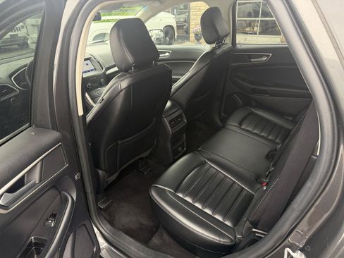 Used 2020 Ford Edge SEL FWD image 11