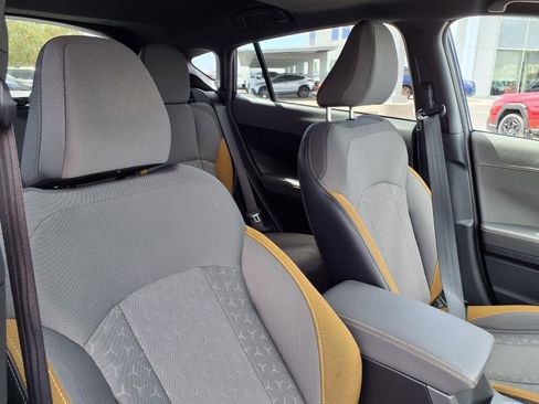 Used 2025 Subaru Crosstrek 2.5i Sport image 19