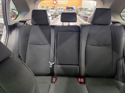 Used 2021 Toyota RAV4 LE FWD image 36