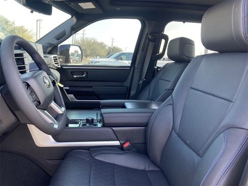 New 2025 Toyota Tundra Platinum image 10