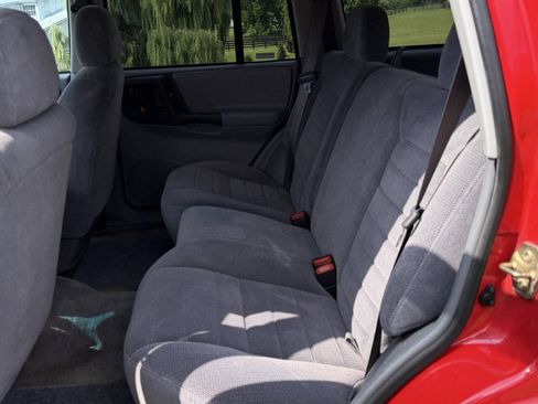Used 1996 Jeep Grand Cherokee Laredo RWD image 14