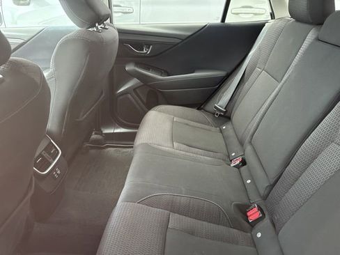 Used 2024 Subaru Outback Premium w/ Popular Package #1A AWD/4WD image 4