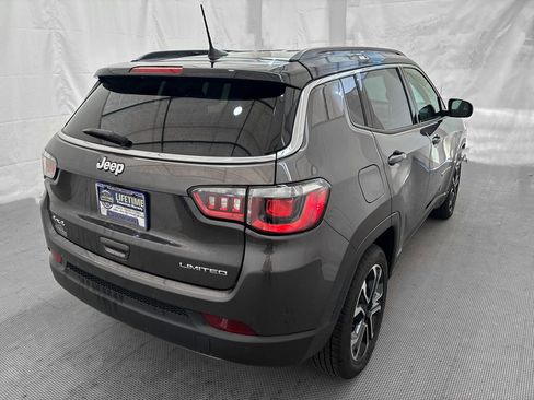 Used 2023 Jeep Compass Limited image 7