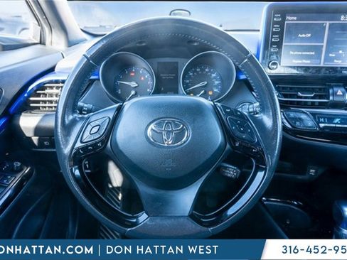 Used 2021 Toyota C-HR XLE image 6