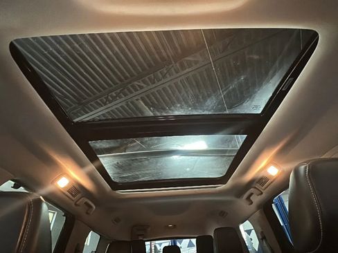 Used 2022 Nissan Pathfinder Platinum w/ Cargo Package image 30