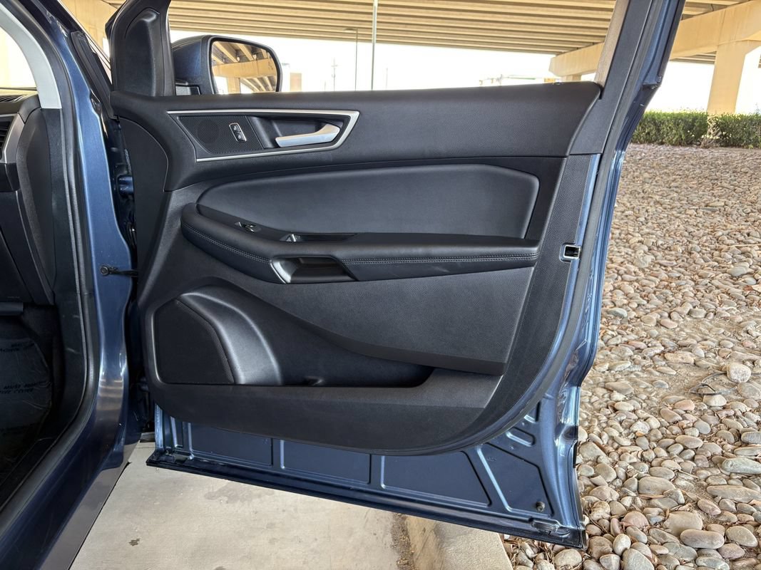Used 2019 Ford Edge SEL w/ Equipment Group 201A FWD image 27