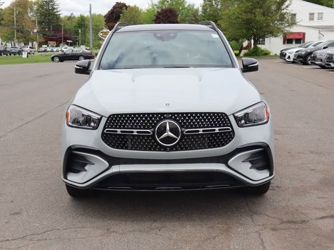 Used 2024 Mercedes-Benz GLE 450 4MATIC w/ AMG Line Exterior image 2