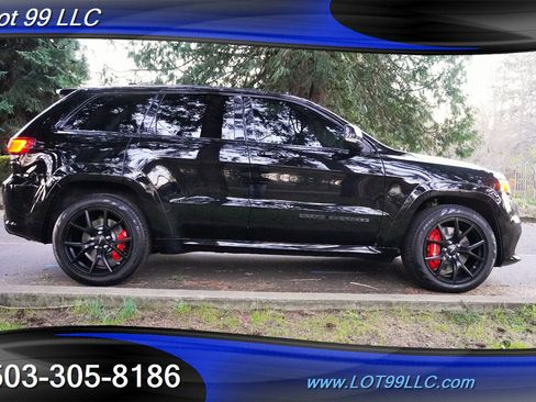 Used 2018 Jeep Grand Cherokee SRT image 8