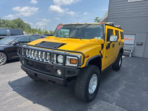 Used 2003 HUMMER H2 w/ Preferred Equipment Group AWD/4WD image 3