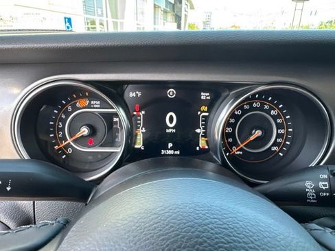 Used 2021 Jeep Wrangler Unlimited Sport AWD/4WD image 12