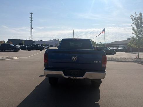 Used 2014 RAM 2500 Tradesman w/ Chrome Appearance Group AWD/4WD image 4