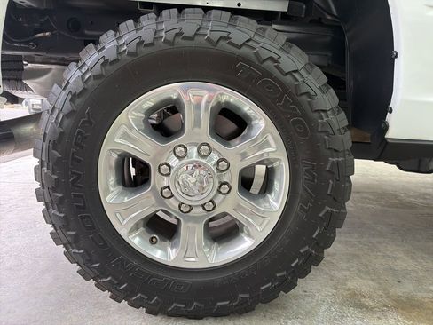 Used 2023 RAM 2500 Big Horn w/ Level 1 Equipment Group AWD/4WD image 13