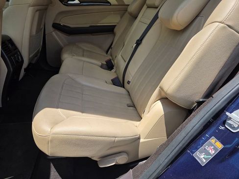 Used 2017 Mercedes-Benz GLS 450 4MATIC image 25