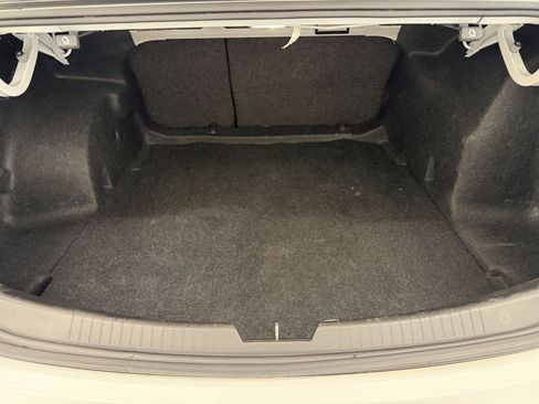 Used 2020 Chevrolet Malibu LS image 35