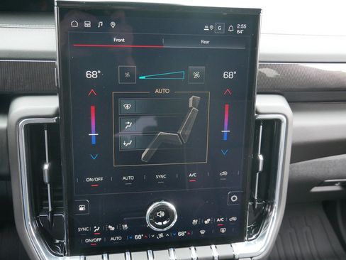 New 2026 GMC Yukon Elevation w/ Elevation Premium Package AWD/4WD image 8