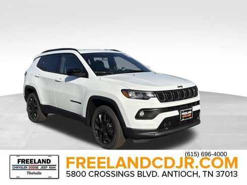 New 2026 Jeep Compass Latitude AWD/4WD image 1