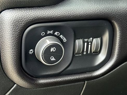 Used 2023 RAM 2500 Laramie AWD/4WD image 22