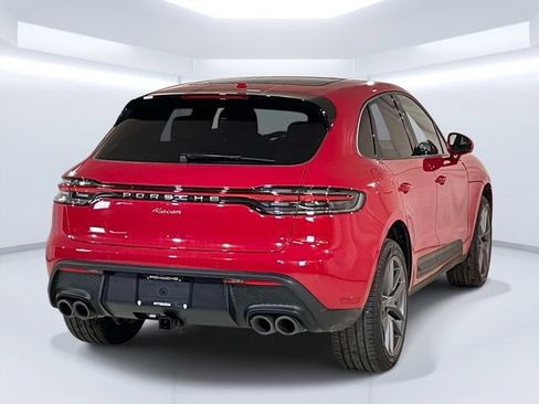 Certified 2026 Porsche Macan AWD/4WD image 7