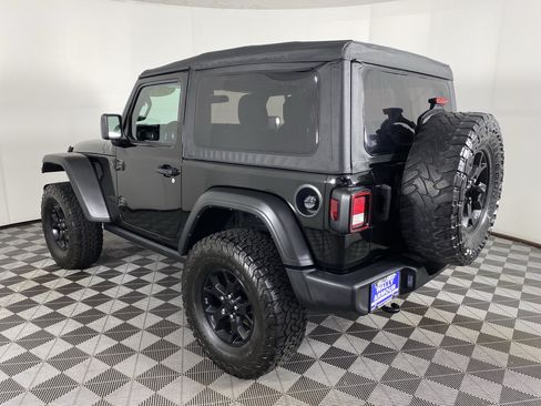 Used 2023 Jeep Wrangler Sport AWD/4WD image 9